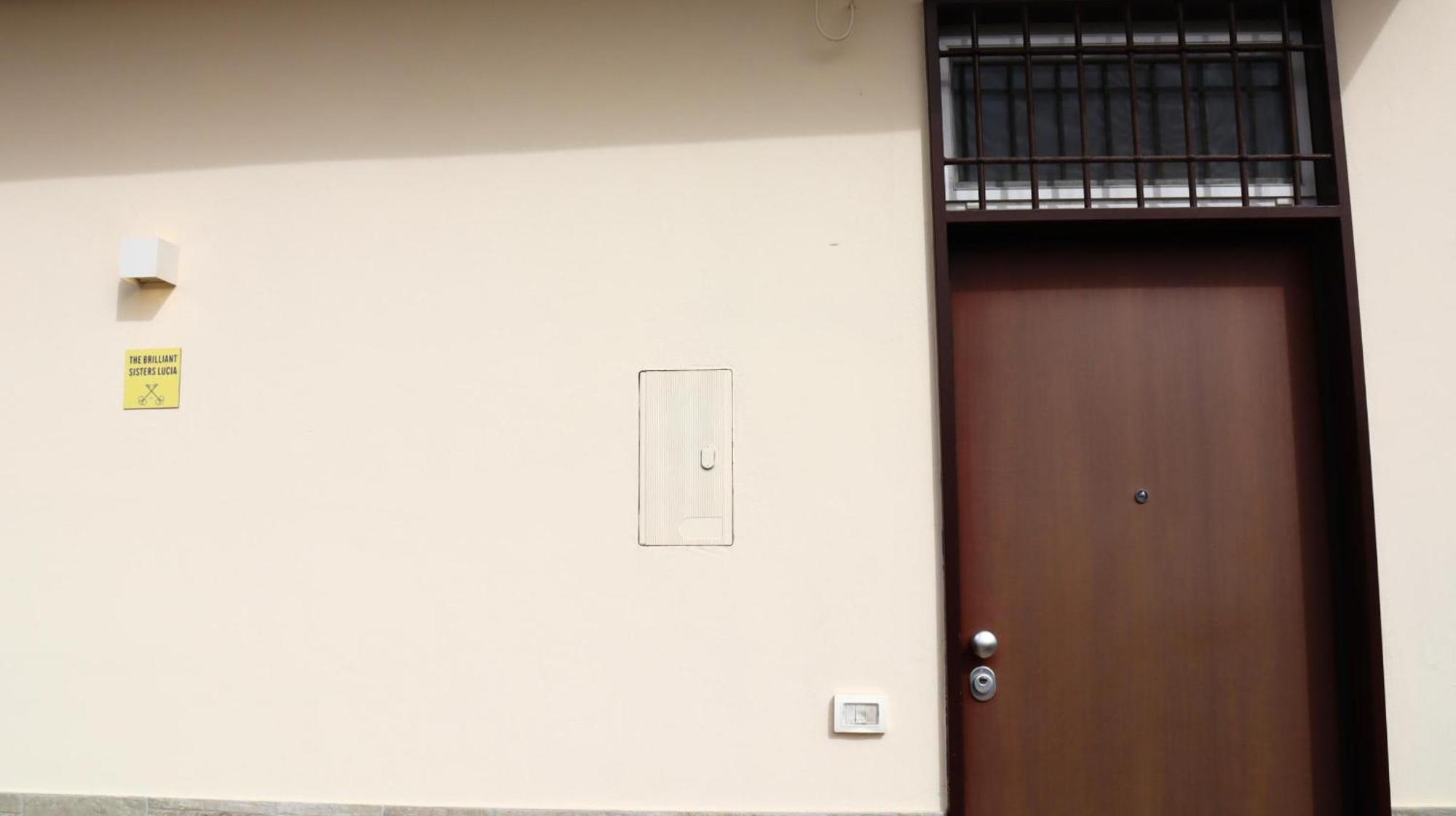 The Brilliant Sisters Apartment ปอมเปอี ภายนอก รูปภาพ